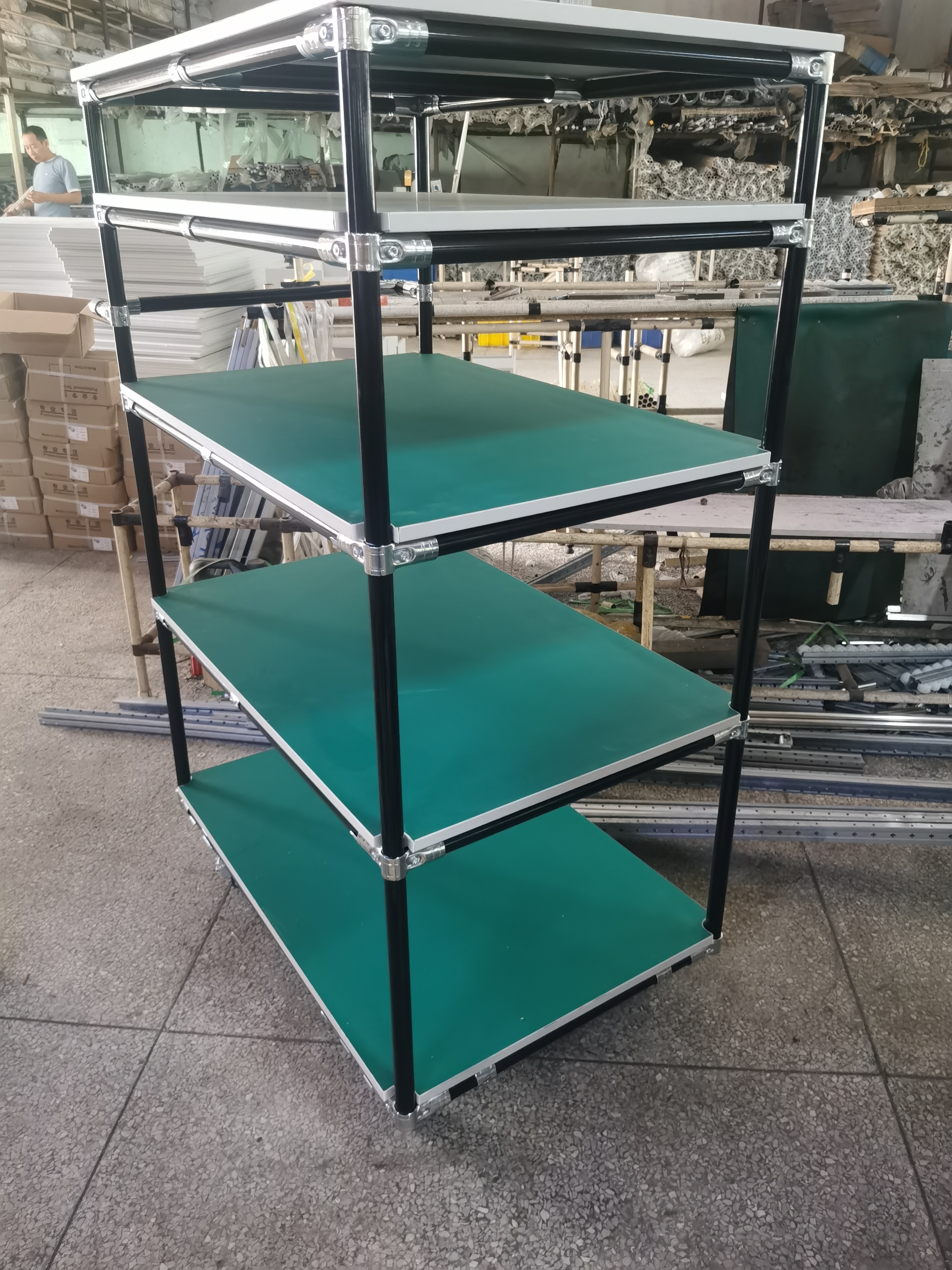 惠州防靜電鋁型材不銹鋼工作臺生產(chǎn)廠家